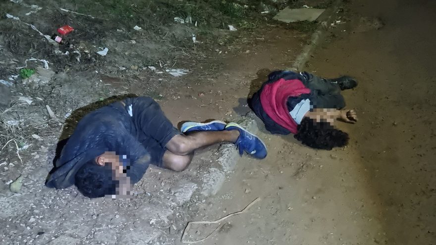 Ladrões de igreja se fingem de mortos após serem contidos por moradores do Santa Felicidade