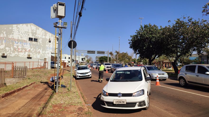 Radares de Cascavel passam por vistoria da Transitar e IPEM