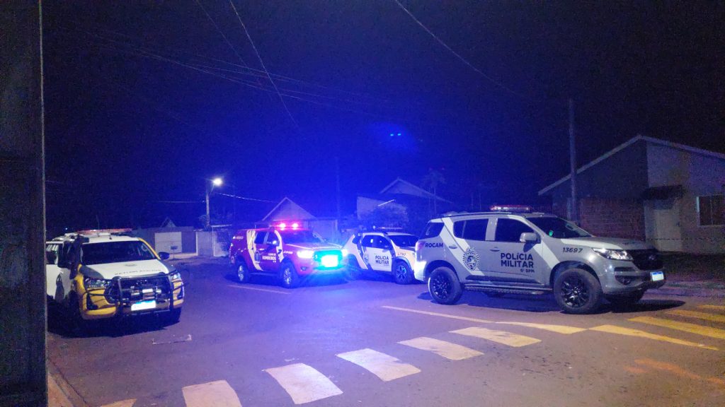 Homem morre após ser golpeado com facada no peito no Riviera