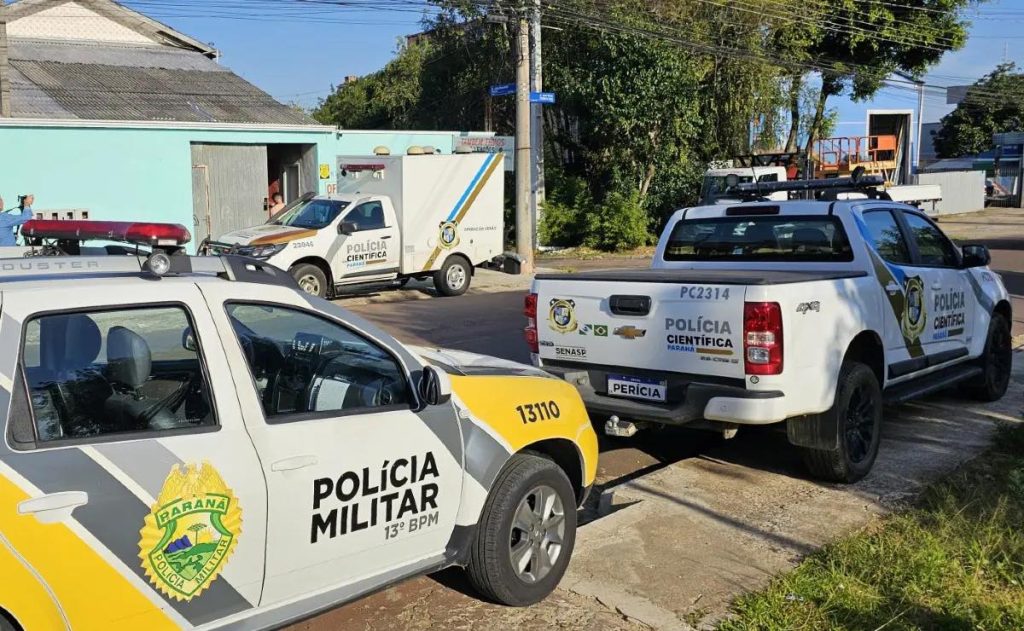 Homem cego mata ex-namorada com mais de 30 golpes de faca no rosto e no peito