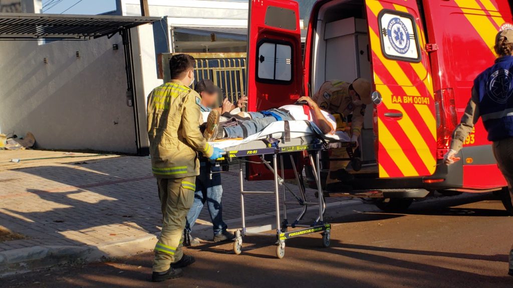 Trabalhador fica ferido após cair de escada em obra no Alto Alegre Trabalhador fica ferido após cair de escada em obra no Alto Alegre