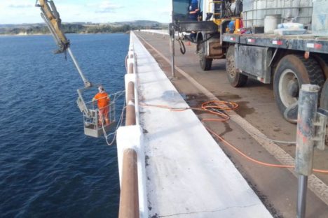 Imagem referente a Reforma de ponte entre Carlópolis e Fartura (SP) já apresenta várias melhorias