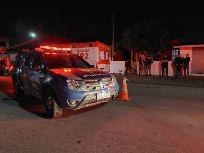 Imagem referente a Homem é assassinato a tiros na frente de sua residência