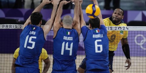 Imagem referente a Brasil é superado pela Itália na estreia do vôlei masculino em Paris