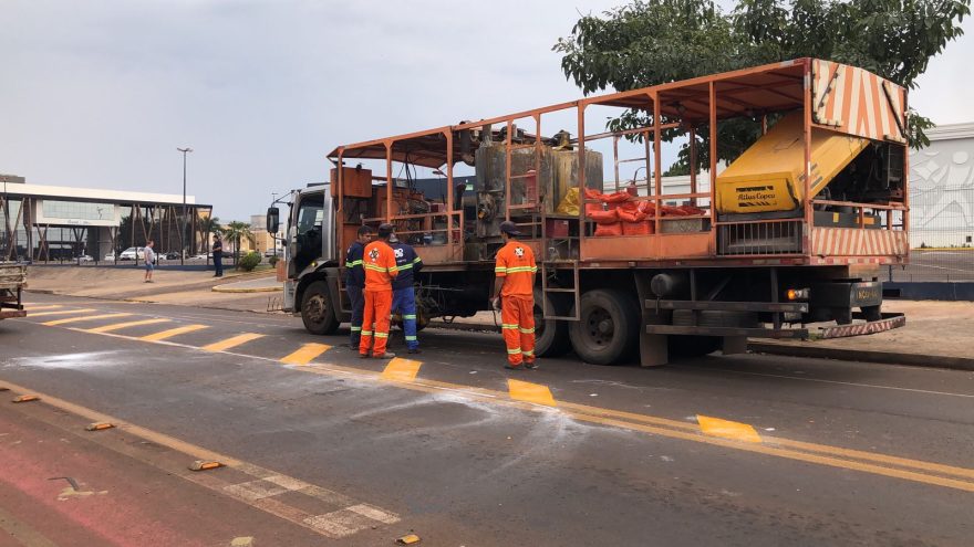“Proibido estacionar”: Quem será beneficiado com a mudança de sinalização na Avenida Tito Muffato?