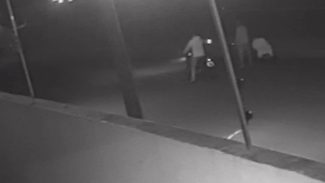 Câmera flagra assassinato brutal de Tiago Augusto dos Anjos, em Foz do Iguaçu