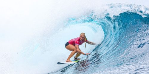 Imagem referente a Tati Weston-Webb e Tainá Hinckel avançam às oitavas de final no Taiti