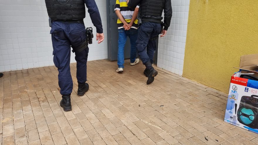 Mulher corre até a Base da Guarda Municipal para pedir ajuda, após ex violar a medida protetiva