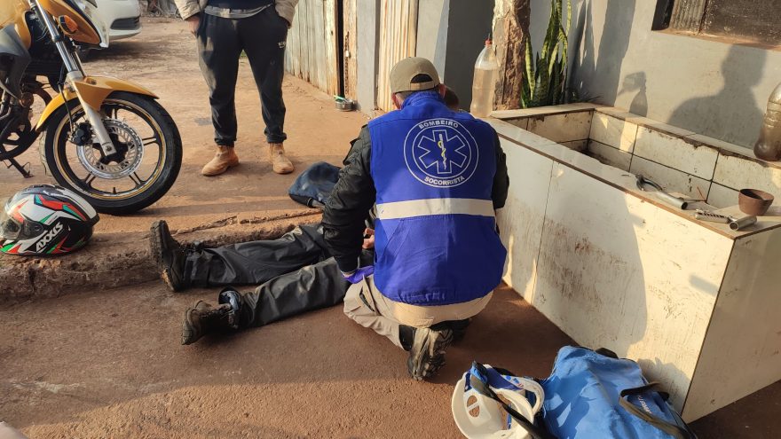 Motociclista fica ferido em acidente no Bairro Santo Onofre, em Cascavel