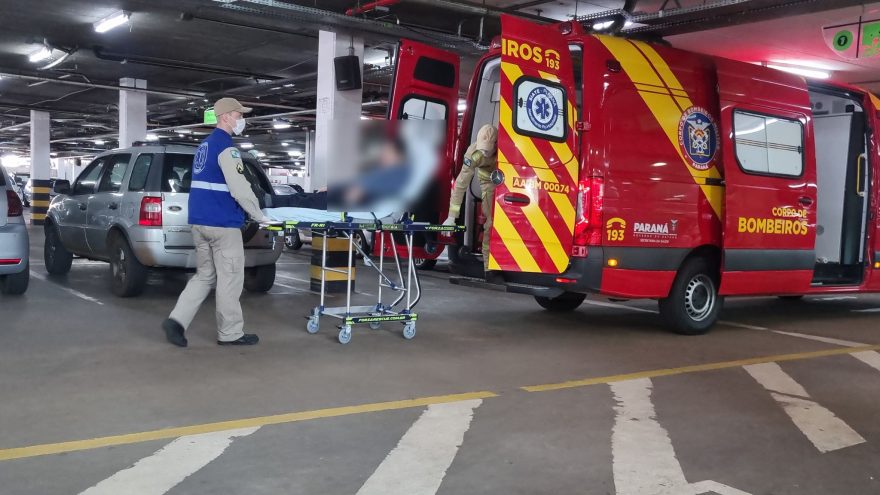 Idoso sofre queda em rampa de supermercado no Bairro Pacaembu