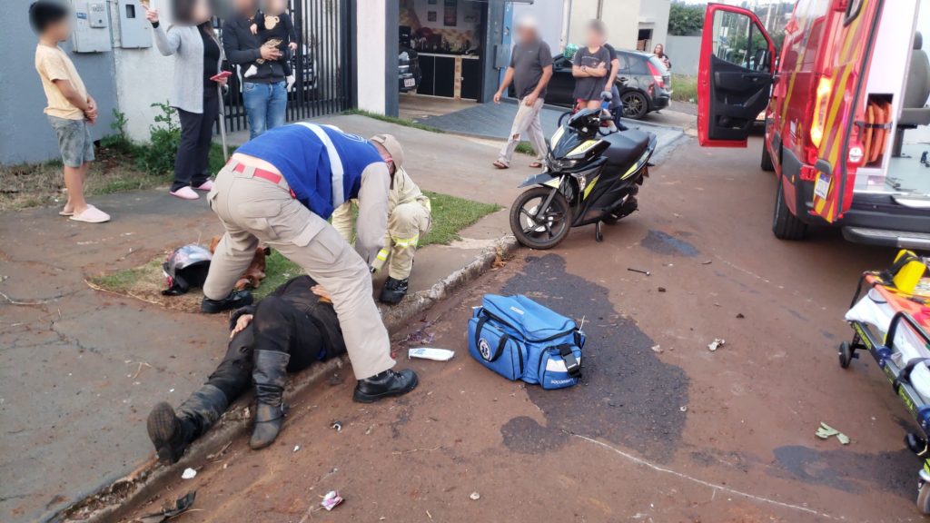 Mulher sofre ferimentos graves em acidente de moto no Morumbi