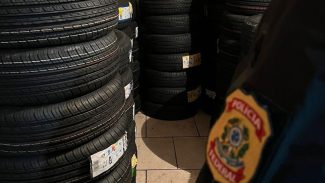 PF dá detalhes de Operação de repressão a importação ilegal de pneus do Paraguai