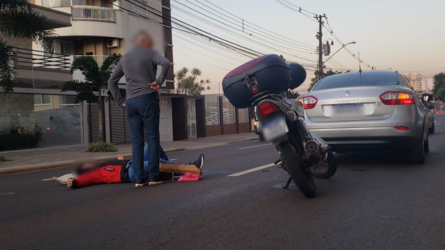 Motociclista fica ferido em acidente na Rua Recife