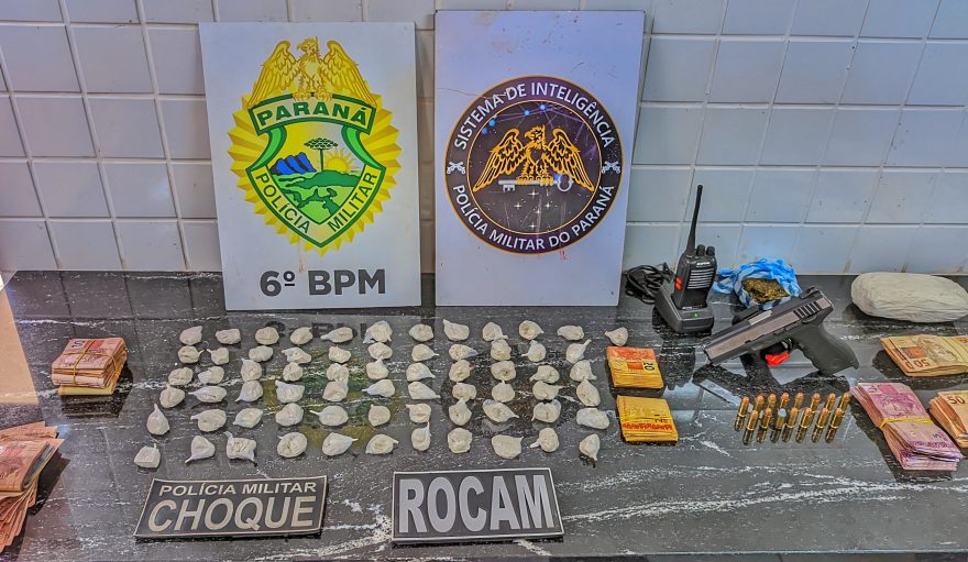 PM apreende drogas, armas, carros e dinheiro durante Operação no Cascavel Velho