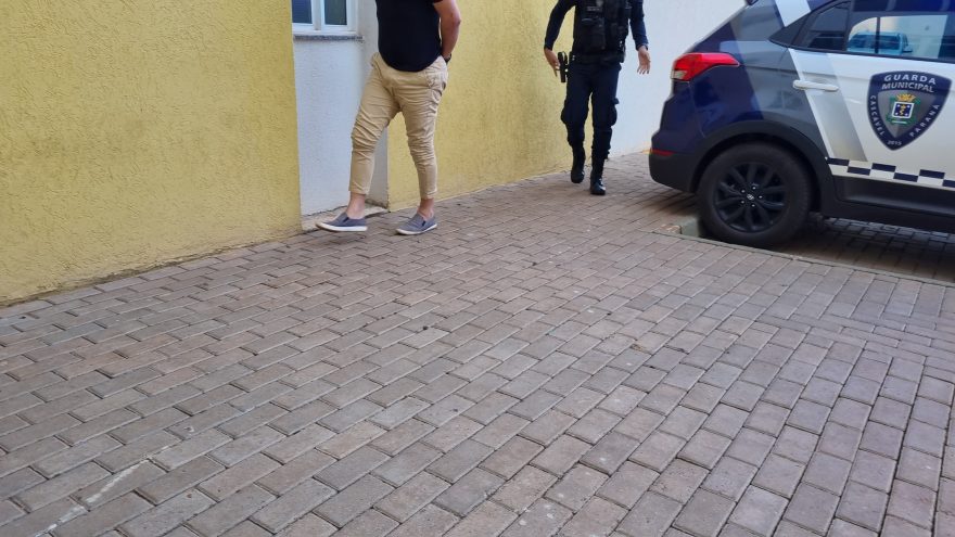 Homem é preso por descumprimento de medida protetiva