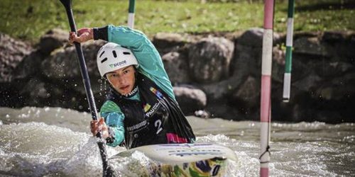 Imagem referente a Ana Sátila perde vaga para a final e acaba em oitavo no caiaque cross