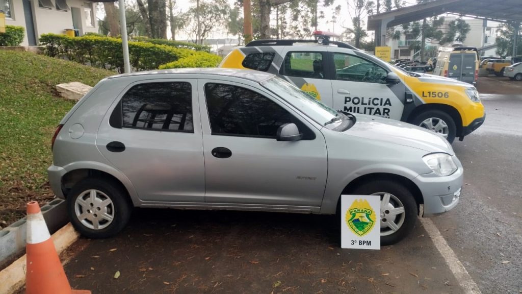 Lá em Pato Branco tinha um Celta que foi apreendido com R$ 140 mil em débitos…