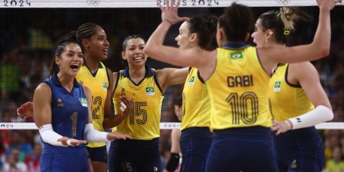 Imagem referente a Brasil vence República Dominicana e vai à semifinal no vôlei feminino