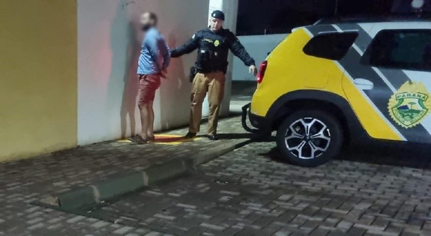 Maria da Penha: homem é preso após bater na própria mulher no bairro Santa Cruz
