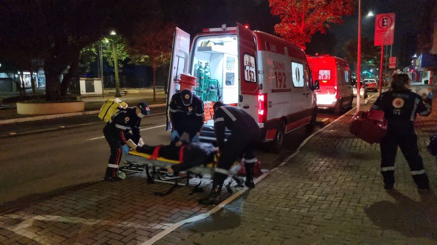 Idosa em surto em quarto de hotel é atendida pelo Samu no Centro