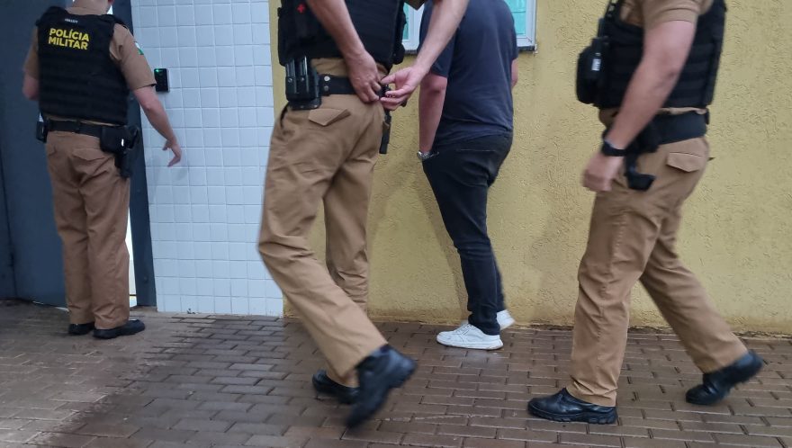 Policial Penal utiliza arma do Deppen para agredir frentista com coronhada