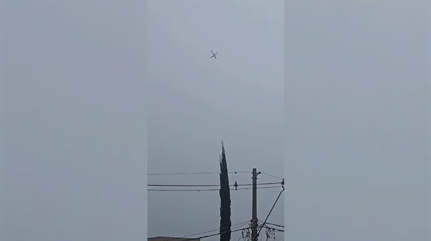 Avião da VoePass fez curva brusca e caiu quase 4 mil metros em 1 minuto
