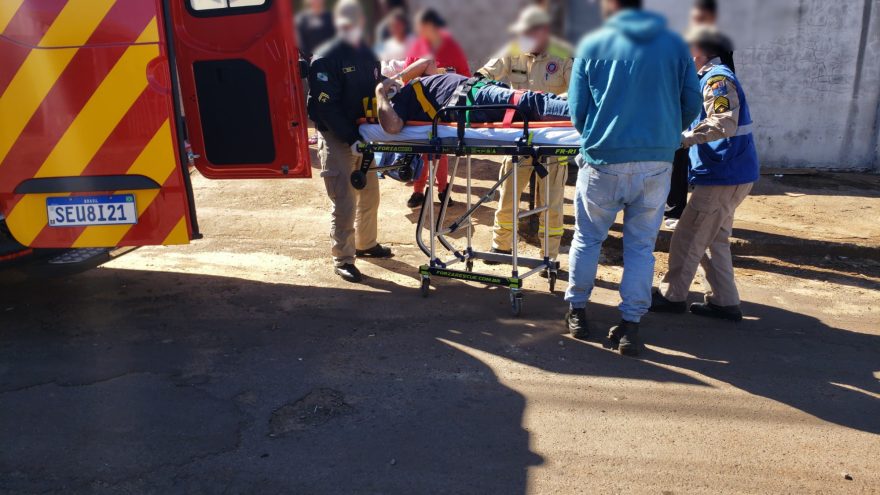 Idoso de 65 anos fica ferido ao cair de telhado no Interlagos