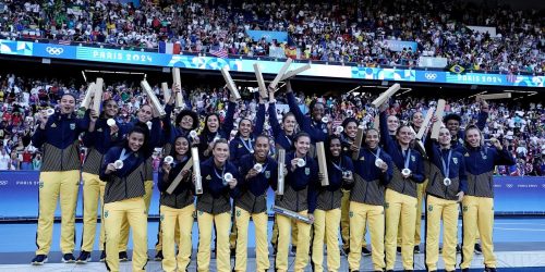 Imagem referente a Brasil é prata no futebol feminino após revés contra EUA na final