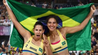 Paris: Duda e Ana Patrícia levarão bandeira do Brasil no encerramento