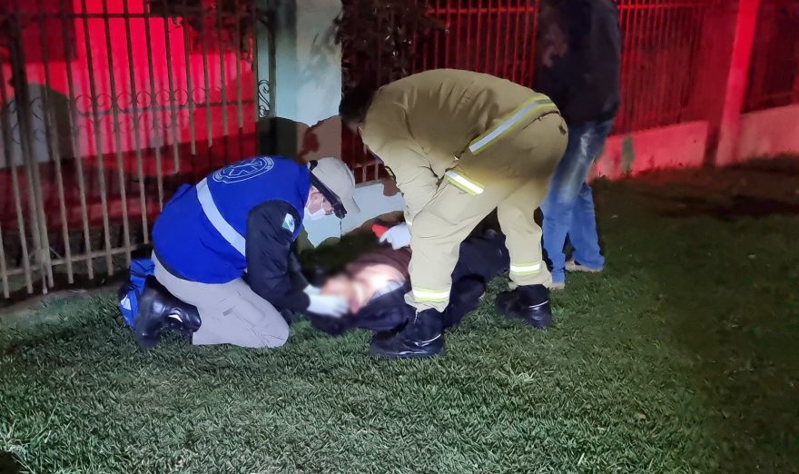 Homem é esfaqueado durante agressões no bairro Floresta