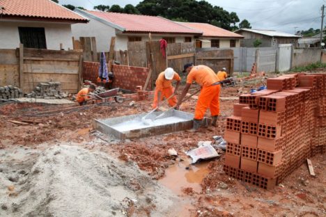 Imagem referente a Renda média dos trabalhadores do Paraná cresce 6,7% em um ano