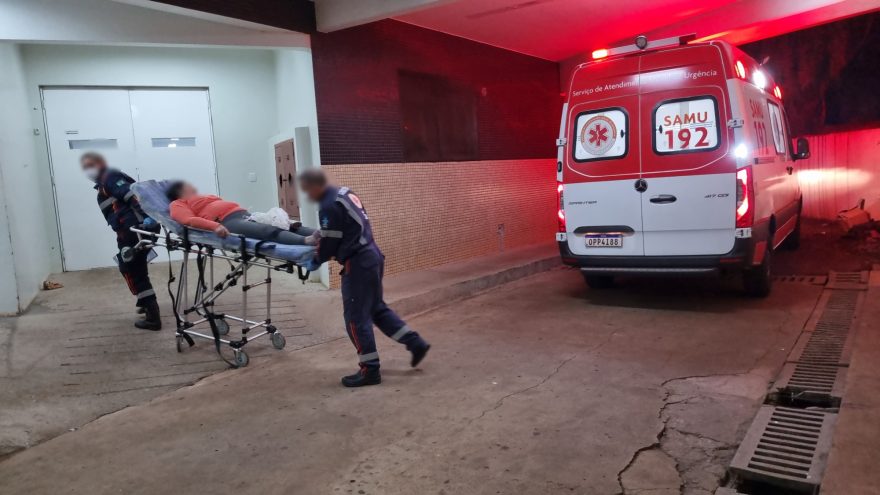 Samu presta socorro a idosa com sintomas graves no Santos Dumont