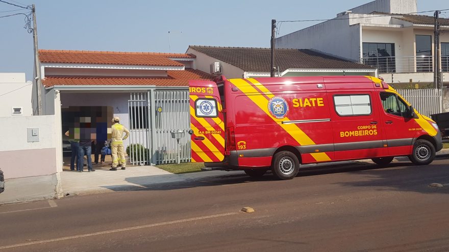 Homem é socorrido pelo Siate com cinco costelas quebradas na Rua Cuiabá