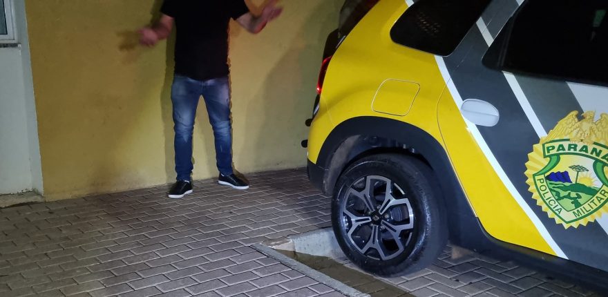 Homem de 50 anos é preso acusado de agredir a companheira no bairro Cancelli