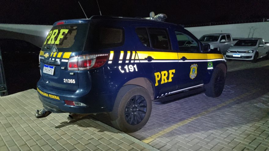 Jovem é detido pela PRF após acidente no Trevo Cataratas