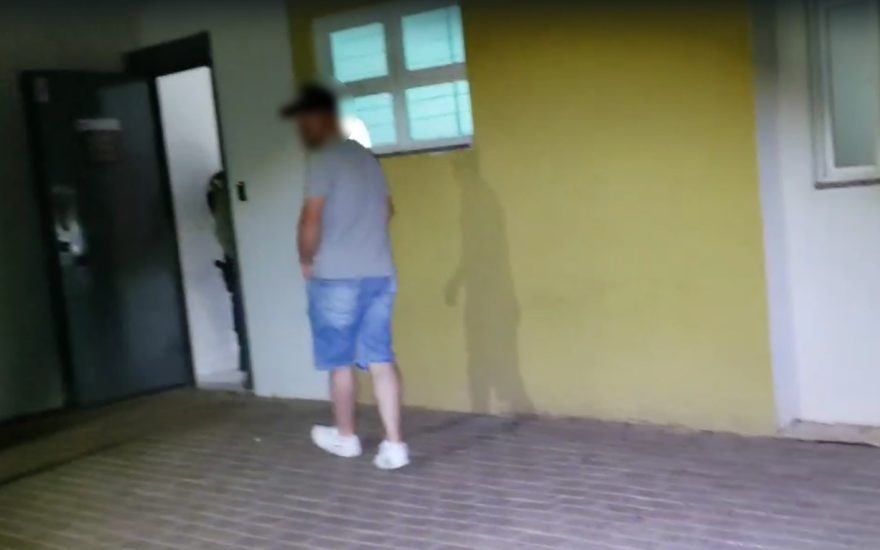 Homem é preso por embriaguez ao volante após quase colidir contra viatura da Transitar