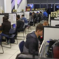 Imagem referente a Mutirão com mais de 1,5 mil vagas movimenta Agência do Trabalhador de Cascavel nesta segunda-feira