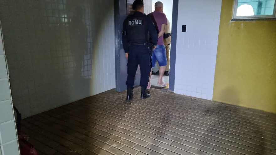 Em processo de separação, homem é detido por violência doméstica