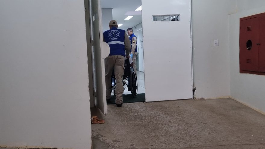 Ciclista fica ferido em acidente de trânsito na Rua Kamaças