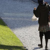 Imagem referente a Em dia de luta, defensores públicos atendem pessoas em situação de rua