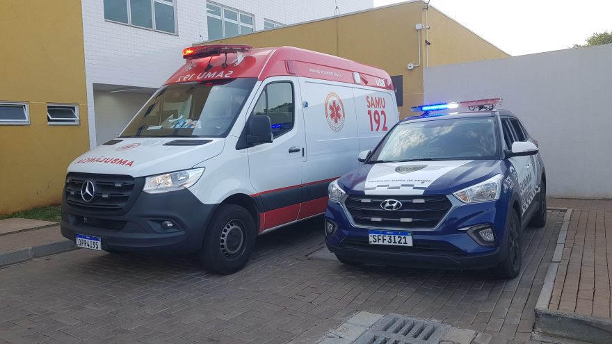 Mulher que foi agredida no Cascavel Velho é atendida pelo Samu na delegacia