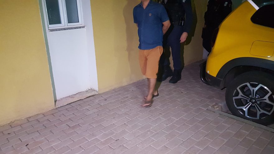 Homem é detido após se envolver em acidente na Rua Padre Anchieta
