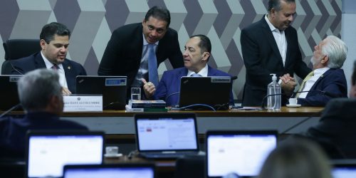 Imagem referente a CCJ do Senado reduz prazo de inelegibilidade previsto na Ficha Limpa