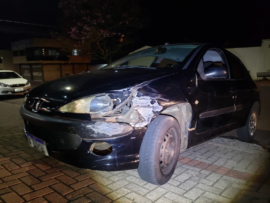 Homem fica ferido em acidente na Rua Agostinho dos Santos