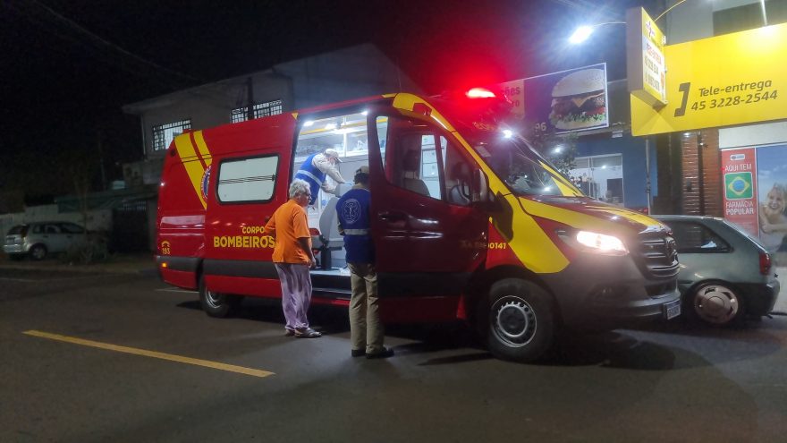 Idosa sofre queda no Bairro Guarujá e fica ferida; Siate é acionado
