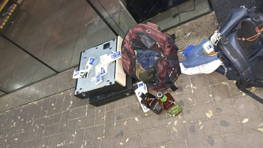 Conveniência é alvo de arrombamento em Cascavel; Vigilantes táticos recuperam objetos furtados
