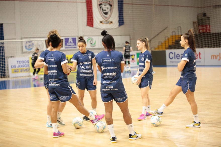 Stein Cascavel enfrenta o Londrina pela Liga Feminina de Futsal