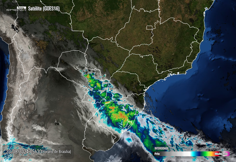 Frente fria traz chuva e baixas temperaturas a Cascavel nesta sexta-feira