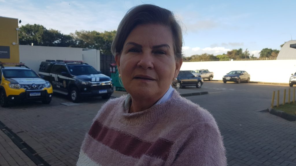 Dona de joalheria conta sobre momentos de tensão durante assalto no Centro de Cascavel Dona de joalheria conta sobre momentos de tensão durante assalto no Centro de Cascavel