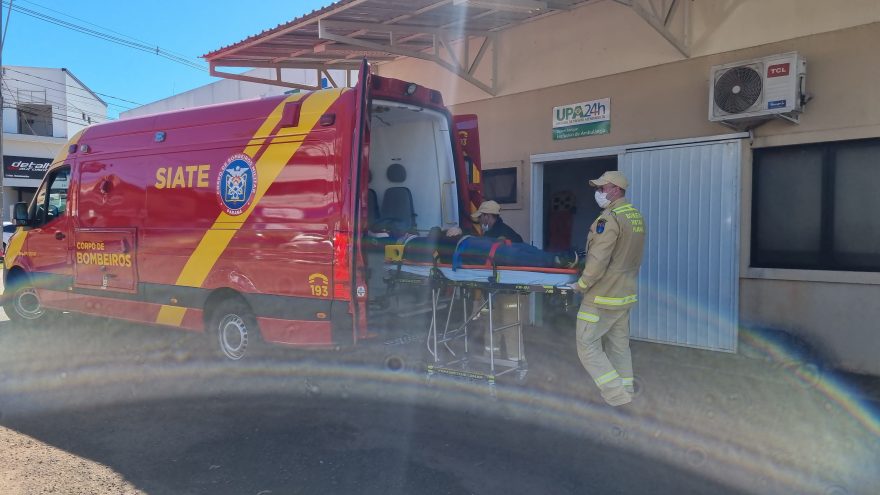 Colisão entre duas motos deixa motociclistas feridos na marginal da PRc-467